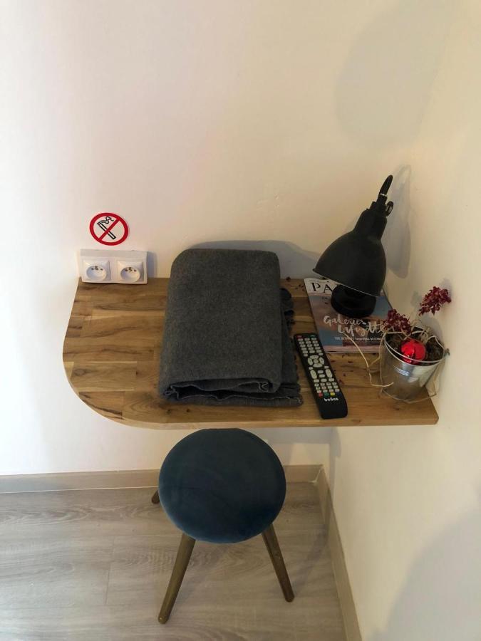 Hotel Central Bastille Париж Экстерьер фото
